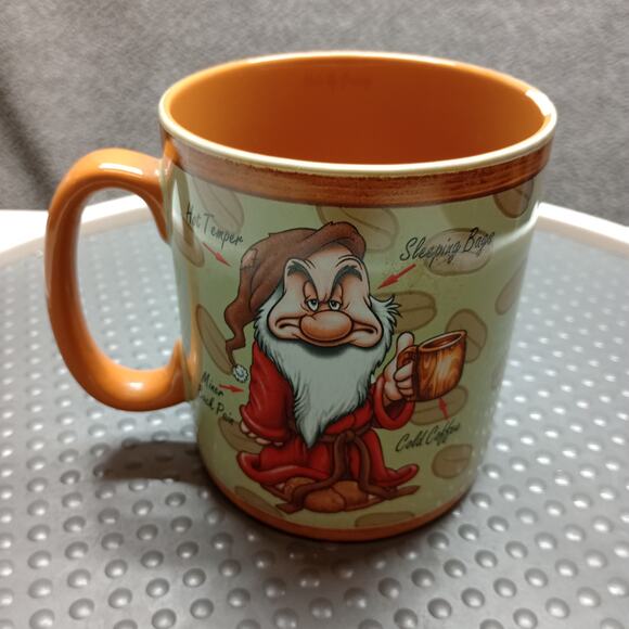Walt Disney World Snow White Wake Up Grumpy Large Cup - Picture 2 of 6